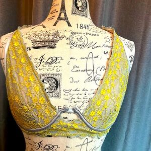 Stretch Underwire Silver and Yellow Lace Bra